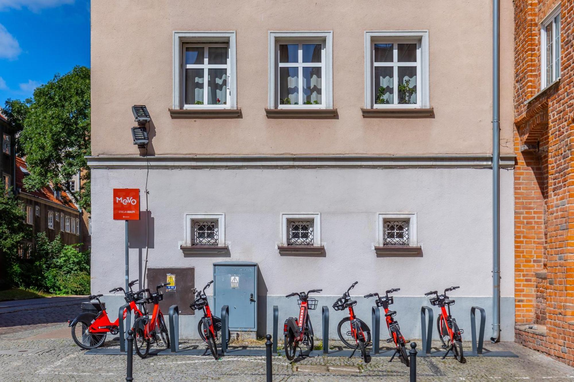 Stylowy Apartament W Sercu Starowki Z Widokiem Na Motlawe Gdańsk Exteriör bild